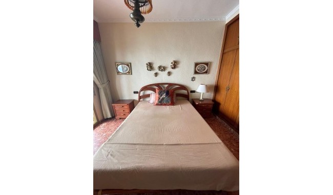 Segunda mano - Apartamento - Torrevieja - Paseo maritimo