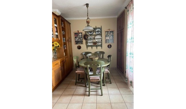 Segunda mano - Apartamento - Torrevieja - Paseo maritimo