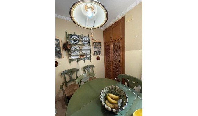 Segunda mano - Apartamento - Torrevieja - Paseo maritimo