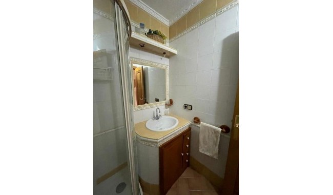 Segunda mano - Apartamento - Torrevieja - Paseo maritimo