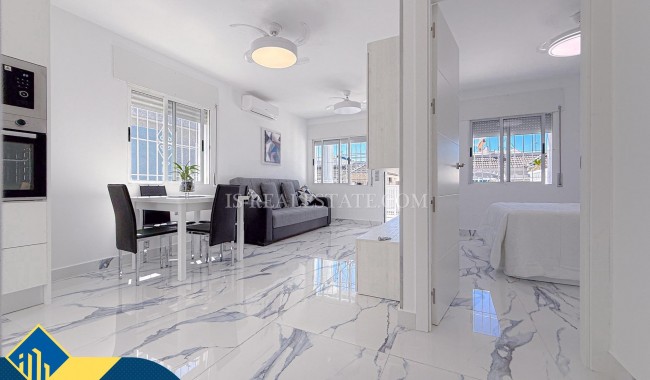 Begagnad - Villa - Torrevieja - Torreta florida