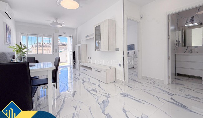 Begagnad - Villa - Torrevieja - Torreta florida