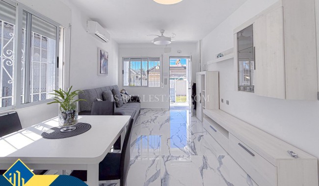 Begagnad - Villa - Torrevieja - Torreta florida