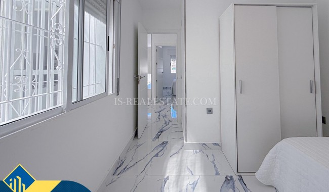 Begagnad - Villa - Torrevieja - Torreta florida