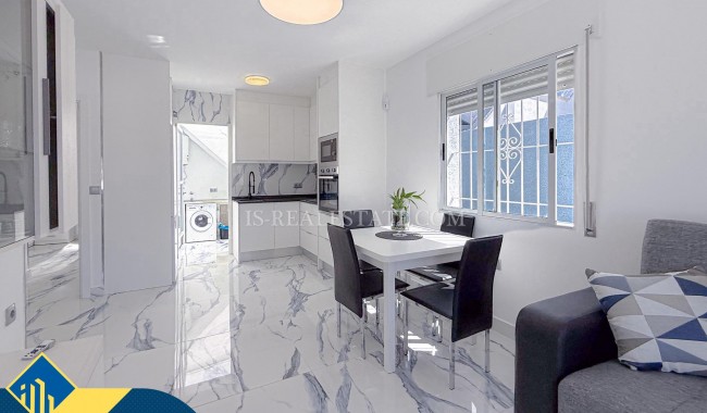 Begagnad - Villa - Torrevieja - Torreta florida