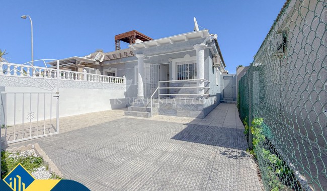 Begagnad - Villa - Torrevieja - Torreta florida