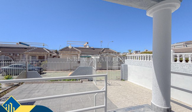 Begagnad - Villa - Torrevieja - Torreta florida