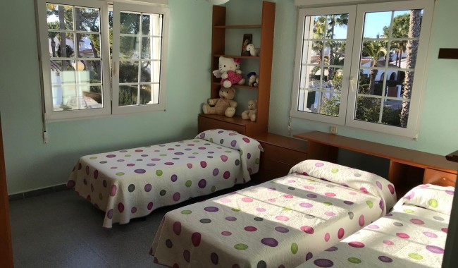 Begagnad - Villa - Orihuela - Cabo Roig