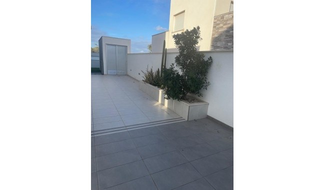 Resale - Villa - Pilar de La Horadada - Riomar