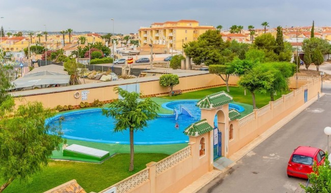 Begagnad - Villa - Orihuela - La Zenia