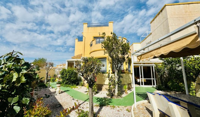 Begagnad - Villa - Orihuela - La Zenia