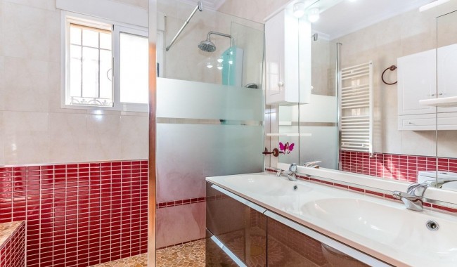 Begagnad - Villa - Orihuela - La Zenia