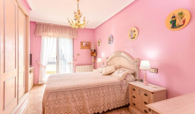 Begagnad - Villa - Orihuela - La Zenia