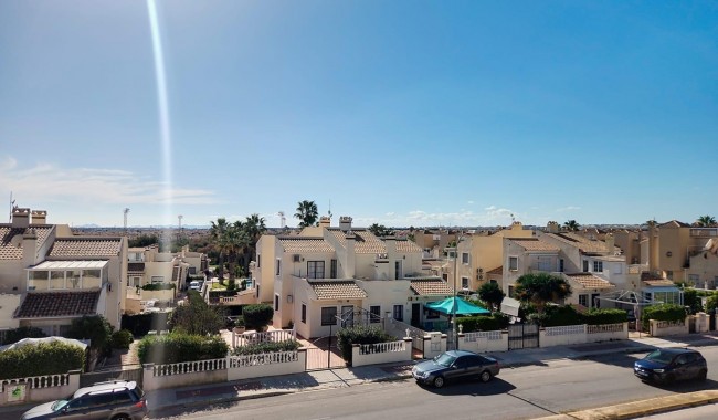 Begagnad - Villa - Orihuela - La Zenia