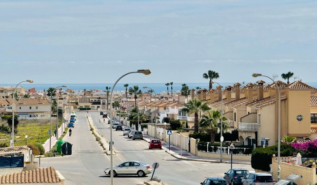 Begagnad - Villa - Orihuela - La Zenia