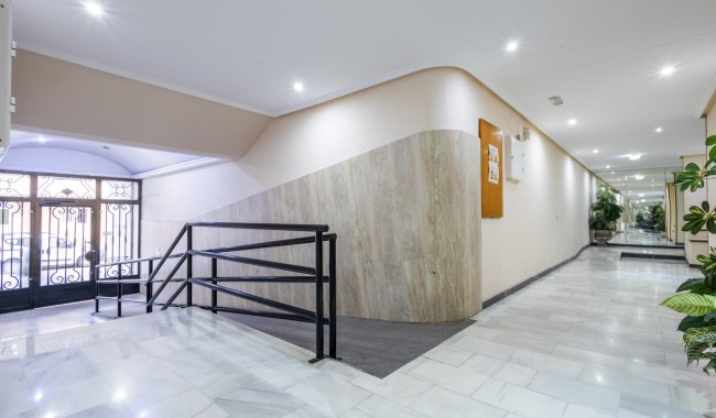 Begagnad - Lägenhet - Torrevieja - Acequion