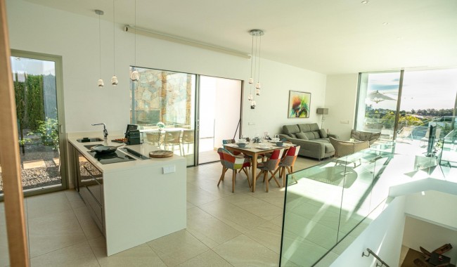 Begagnad - Villa - Orihuela - Las Colinas Golf