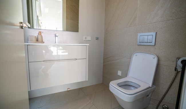 Begagnad - Villa - Orihuela - Las Colinas Golf