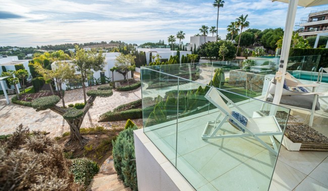 Begagnad - Villa - Orihuela - Las Colinas Golf