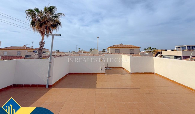 Begagnad - Villa - Torrevieja - Torre del moro