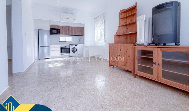 Begagnad - Villa - Torrevieja - Torre del moro
