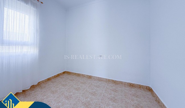 Begagnad - Villa - Torrevieja - Torre del moro
