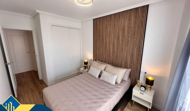 Begagnad - Lägenhet - Torrevieja - Estacion de autobuses