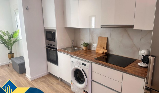 Begagnad - Lägenhet - Torrevieja - Estacion de autobuses