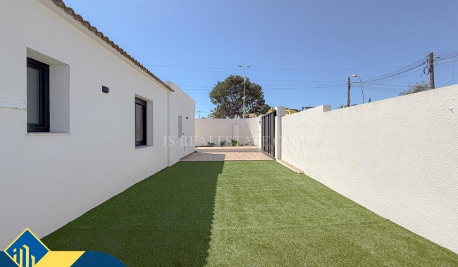 Begagnad - Villa - Torrevieja - Los Balcones