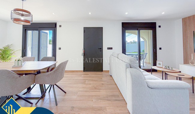 Begagnad - Villa - Torrevieja - Los Balcones