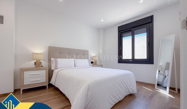 Begagnad - Villa - Torrevieja - Los Balcones