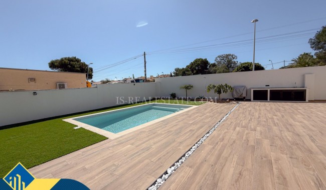 Begagnad - Villa - Torrevieja - Los Balcones