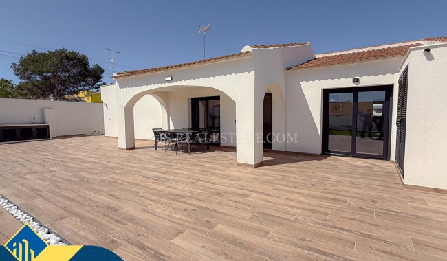 Begagnad - Villa - Torrevieja - Los Balcones