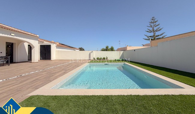 Begagnad - Villa - Torrevieja - Los Balcones