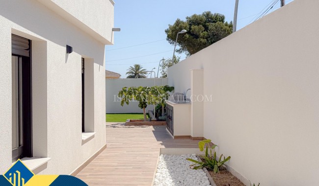 Begagnad - Villa - Torrevieja - Los Balcones