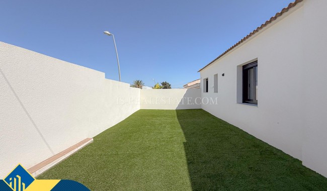 Begagnad - Villa - Torrevieja - Los Balcones