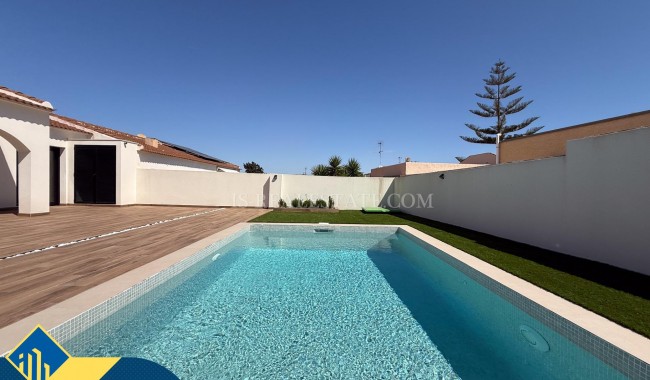 Begagnad - Villa - Torrevieja - Los Balcones