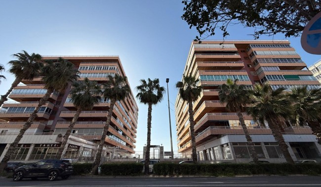 Begagnad - Lägenhet - Torrevieja - Acequion