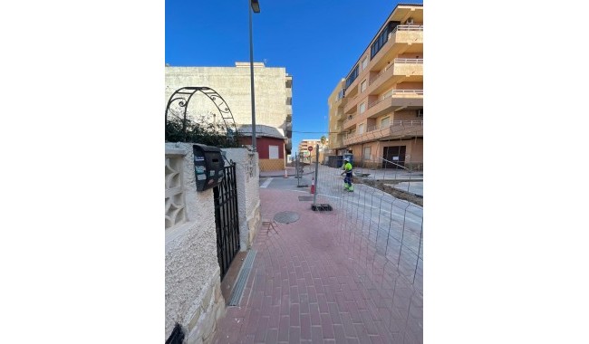 Begagnad - Radhus - Torrevieja - Playa de los Naufragos