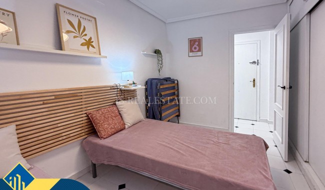 Begagnad - Lägenhet - Torrevieja - Playa de los locos