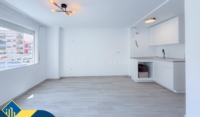 Segunda mano - Apartamento - Torrevieja - Paseo maritimo