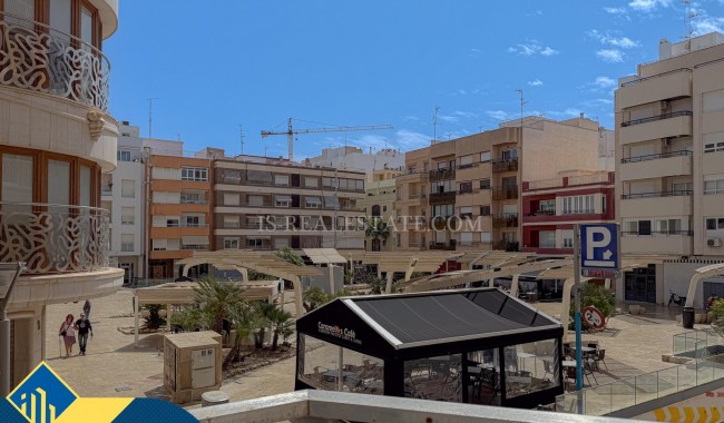 Segunda mano - Apartamento - Torrevieja - Paseo maritimo