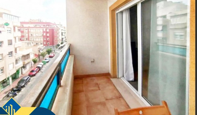 Lägenhet - Begagnad - Torrevieja - Paseo maritimo
