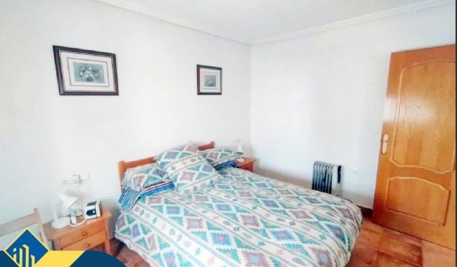 Segunda mano - Apartamento - Torrevieja - Paseo maritimo