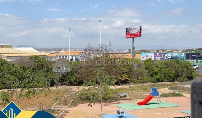 Segunda mano - Apartamento - Torrevieja - Acequion