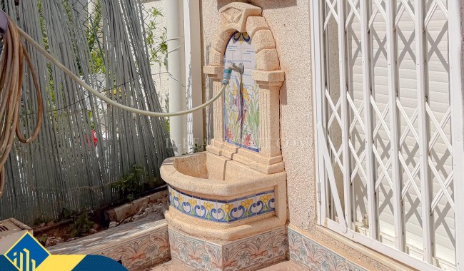 Brukt - Villa - Torrevieja - El Limonar