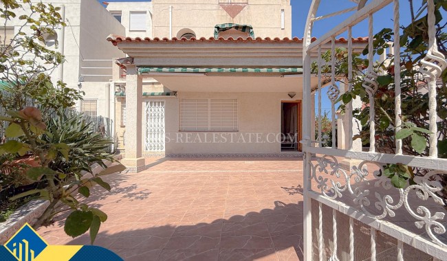 Brukt - Villa - Torrevieja - El Limonar