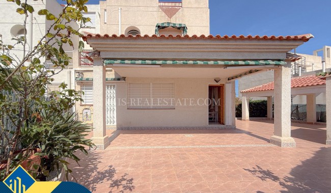 Brukt - Villa - Torrevieja - El Limonar