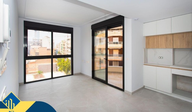 Brukt - Leilighet - Torrevieja - Playa del cura