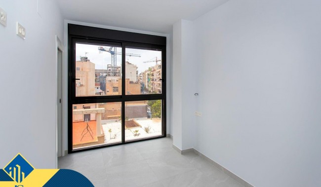 Brukt - Leilighet - Torrevieja - Playa del cura